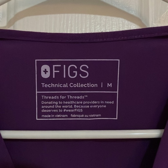 Figs Medium Catarina Top in Magic Purple - Picture 2 of 3